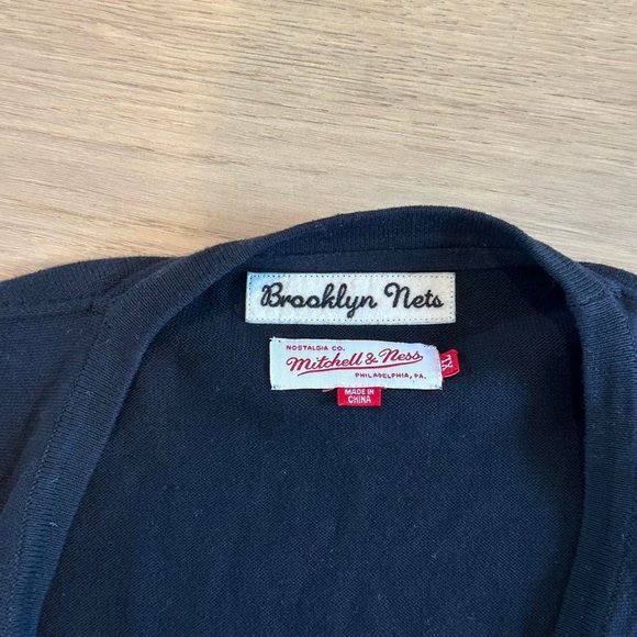 Brooklyn Nets Sweater - Mitchell & Ness - Picture 2 of 3